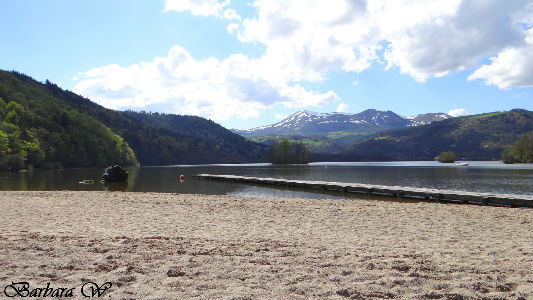 Auvergne - Lacs d`Auvergne - Lac de Servières - Barbara Photos